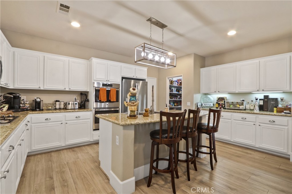 13713 Turf Paradise