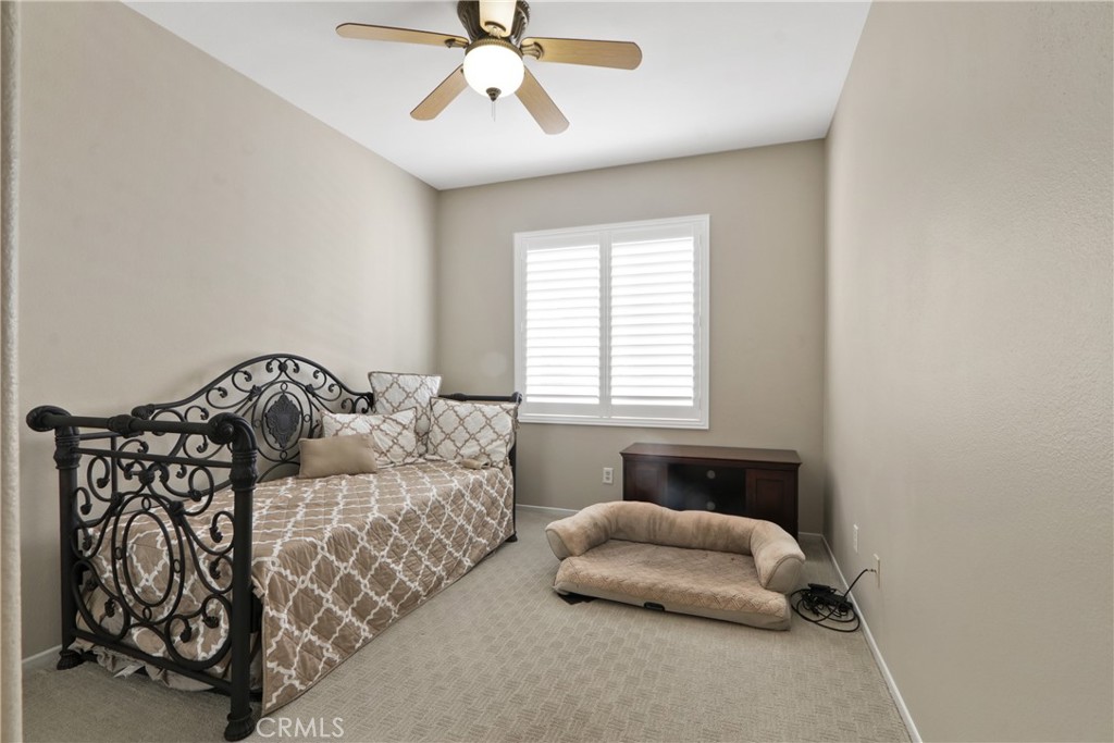 13713 Turf Paradise