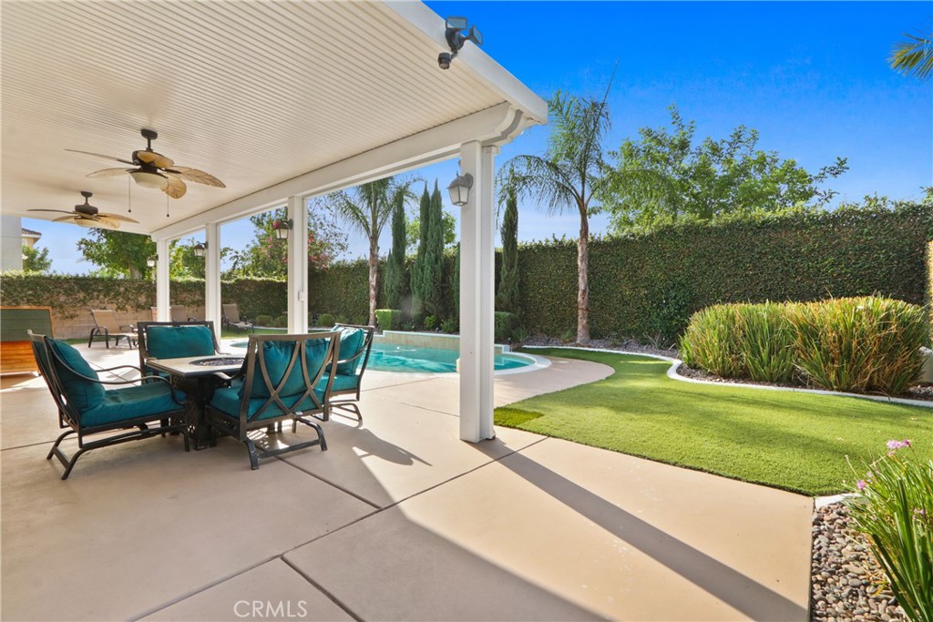 13713 Turf Paradise