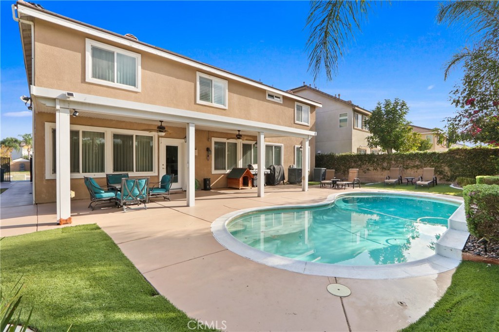 13713 Turf Paradise