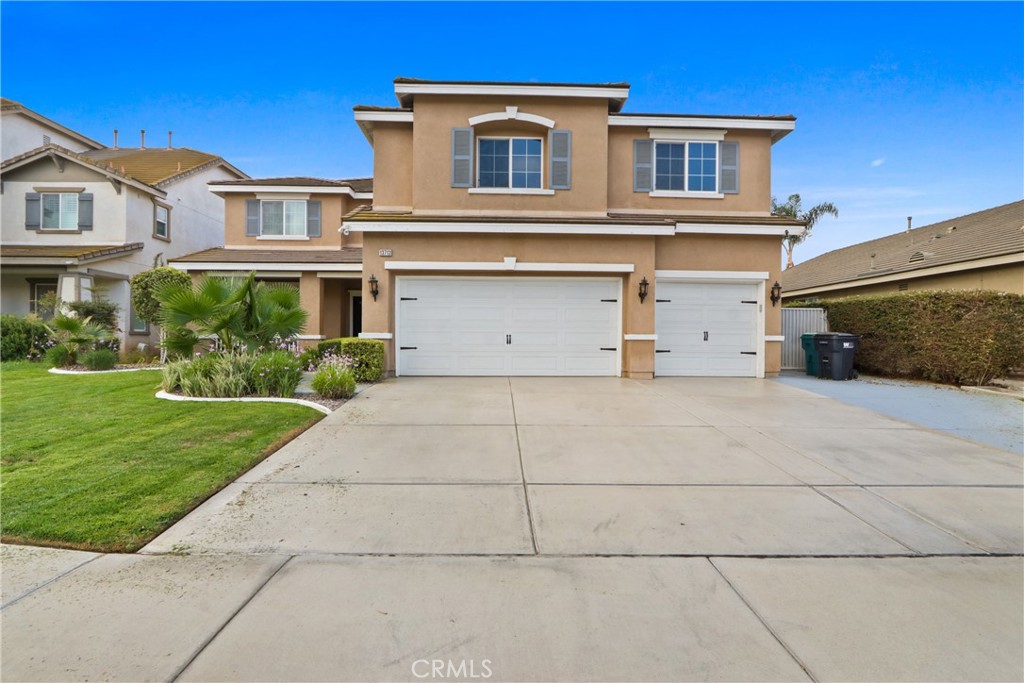 13713 Turf Paradise