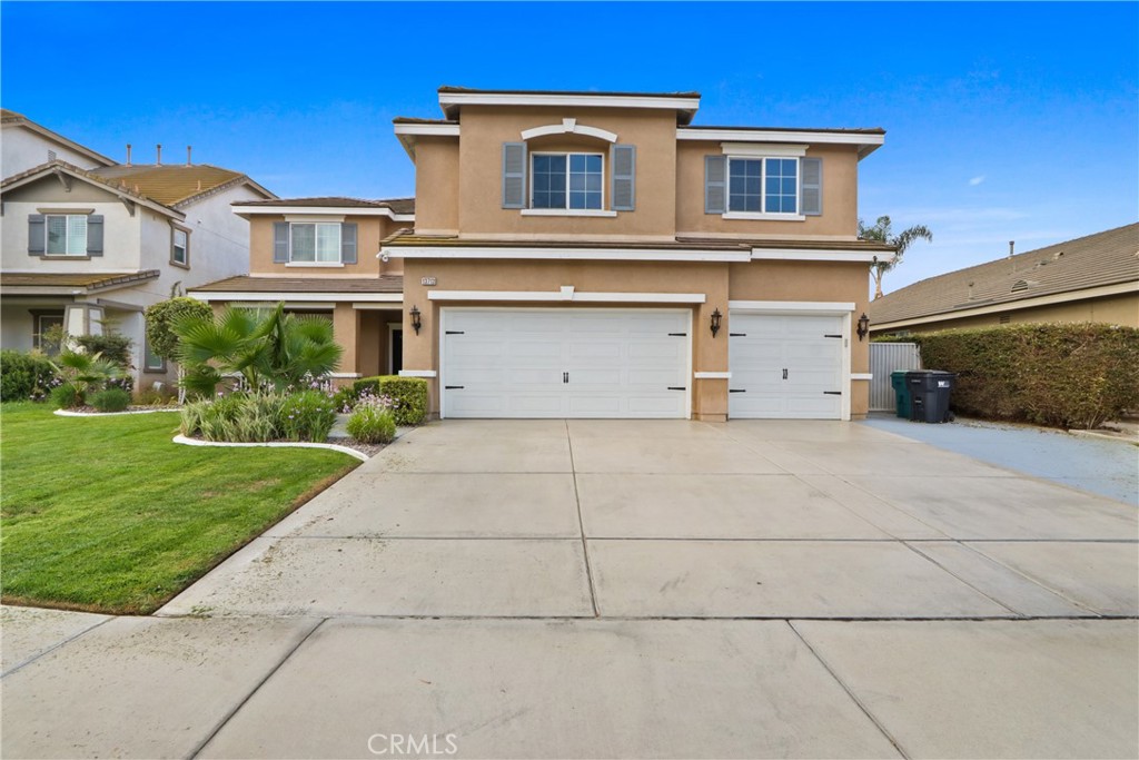 13713 Turf Paradise
