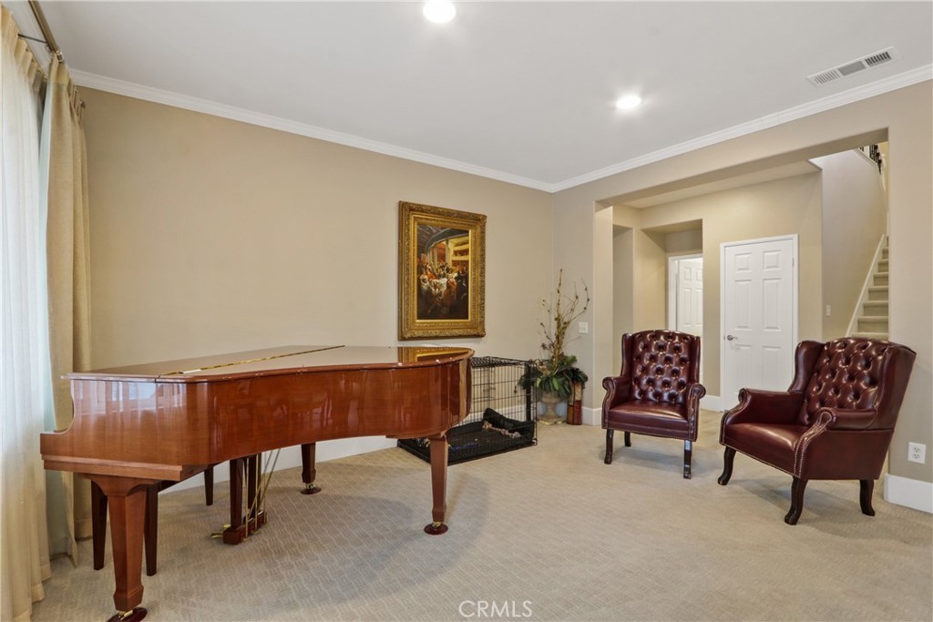 13713 Turf Paradise
