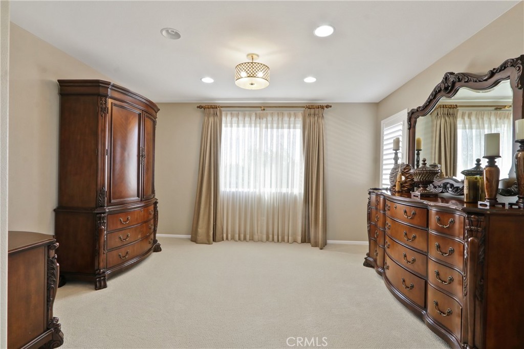 13713 Turf Paradise