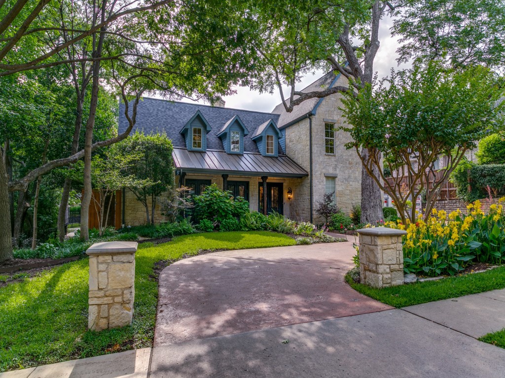 6613 Riverside Drive