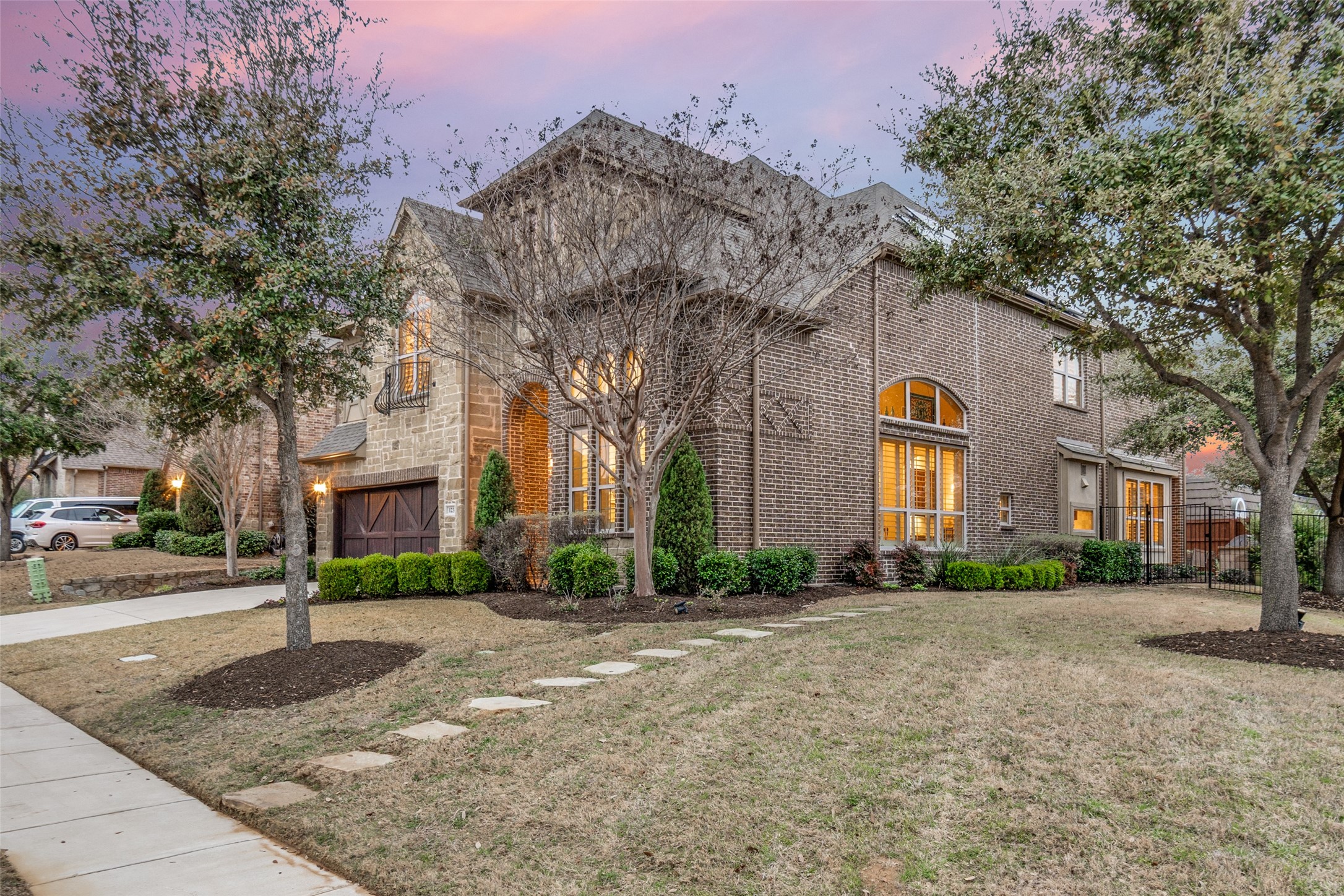 123 Alto Vista Drive