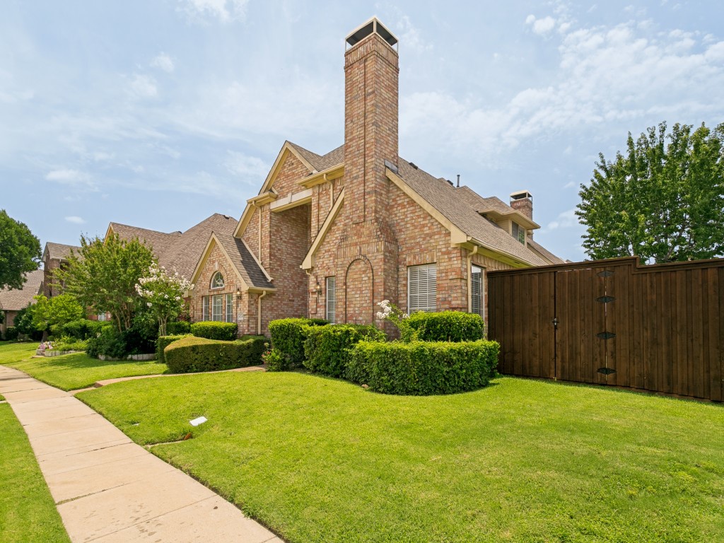 434 Waterside Drive
