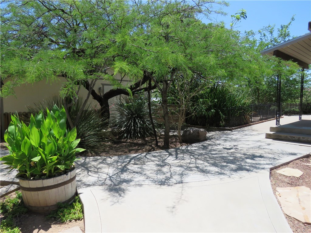 1720 N Clack Canyon Road