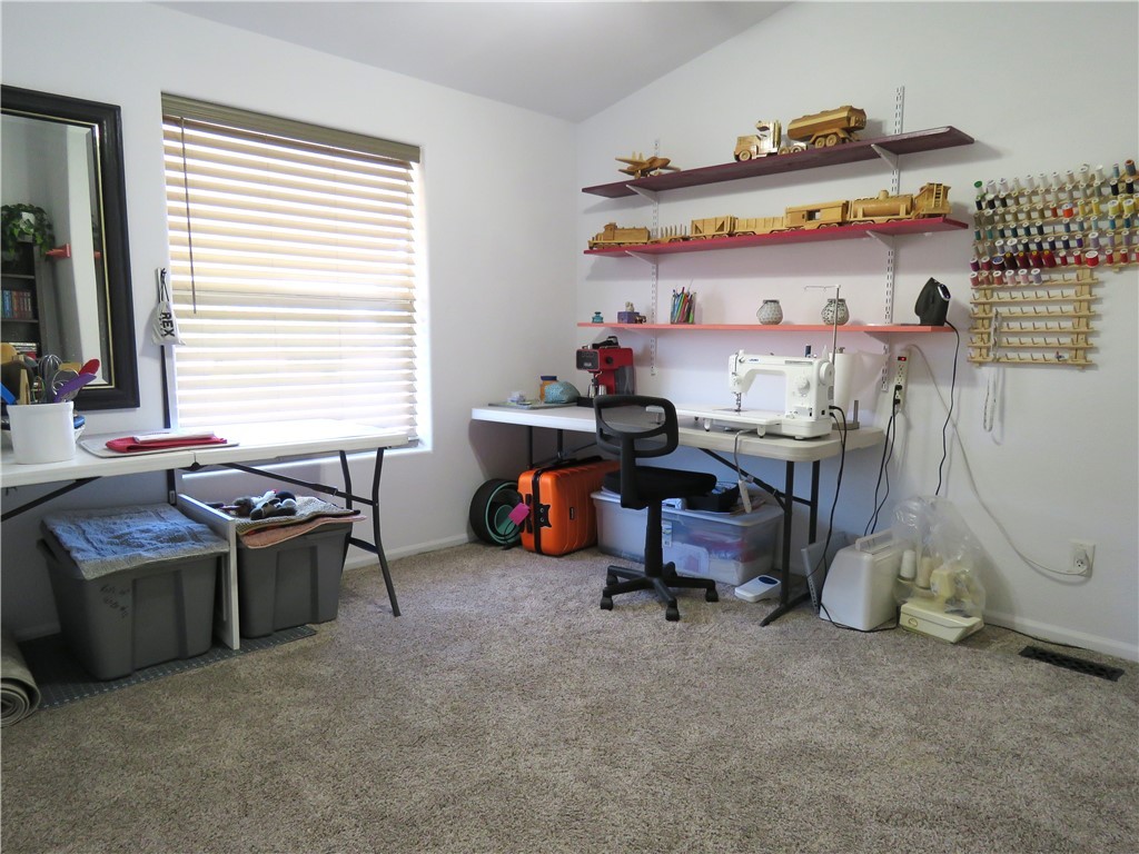 5622 W San Pedro Place