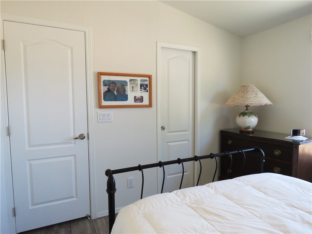 5622 W San Pedro Place