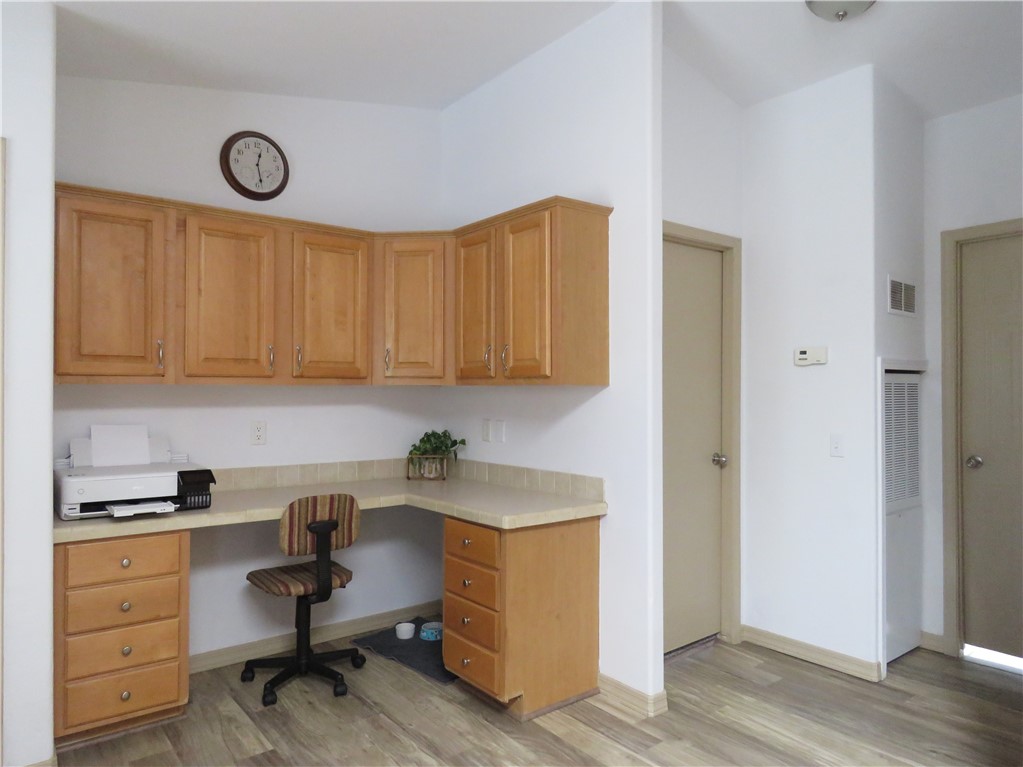 5622 W San Pedro Place