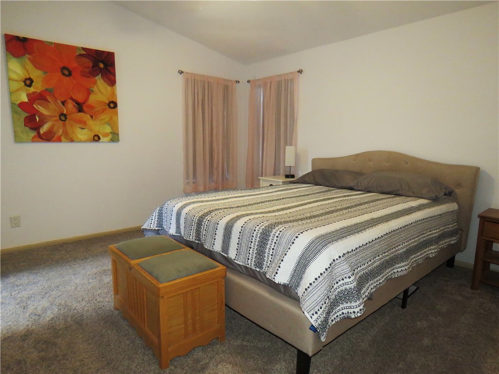 5622 W San Pedro Place