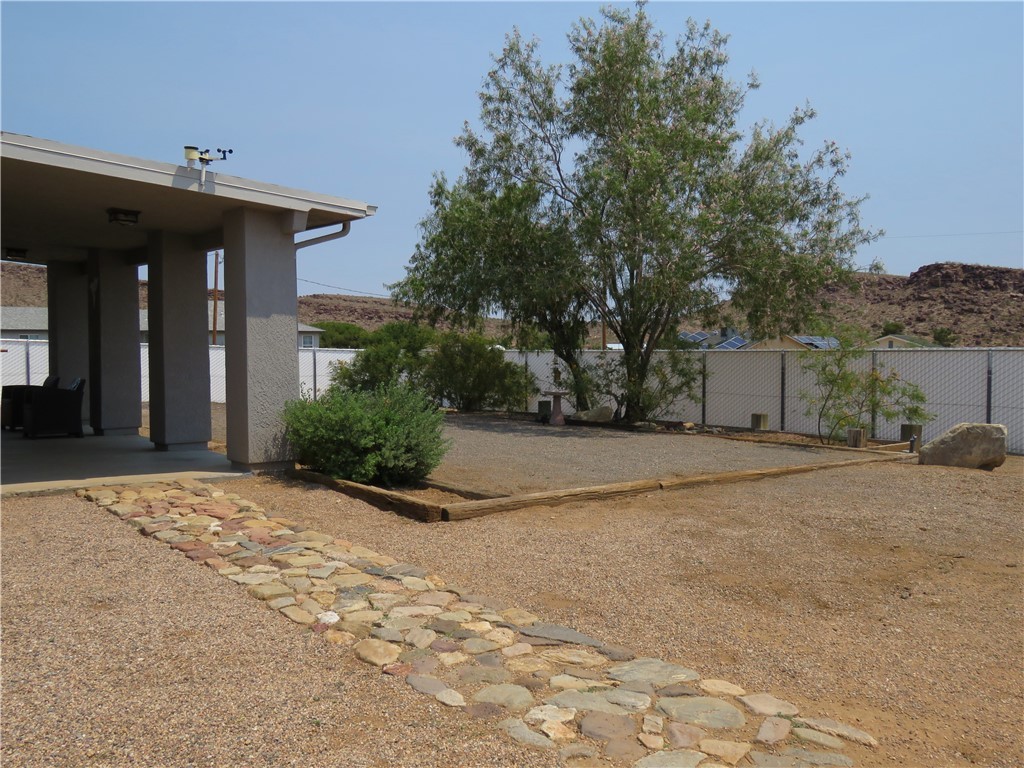 6348 N Buckhorn Drive