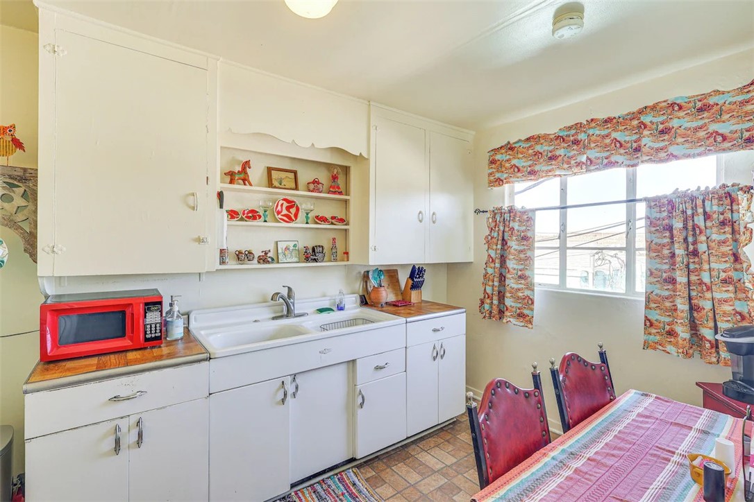 209 4th Street