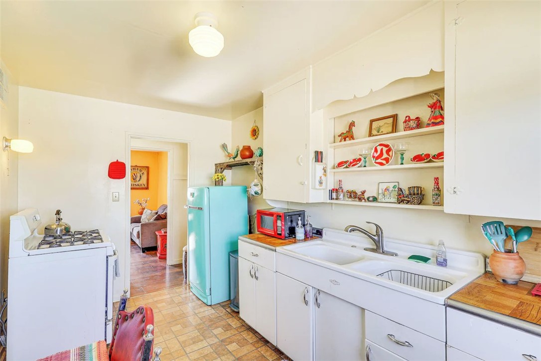 209 4th Street