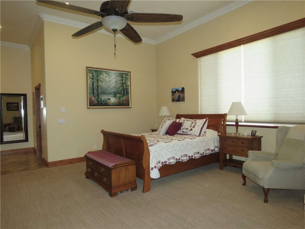 843 S Desert Canyon Way