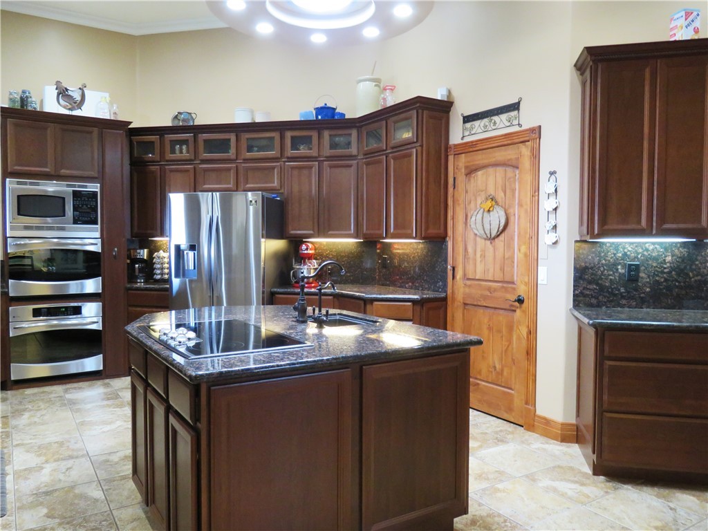 843 S Desert Canyon Way