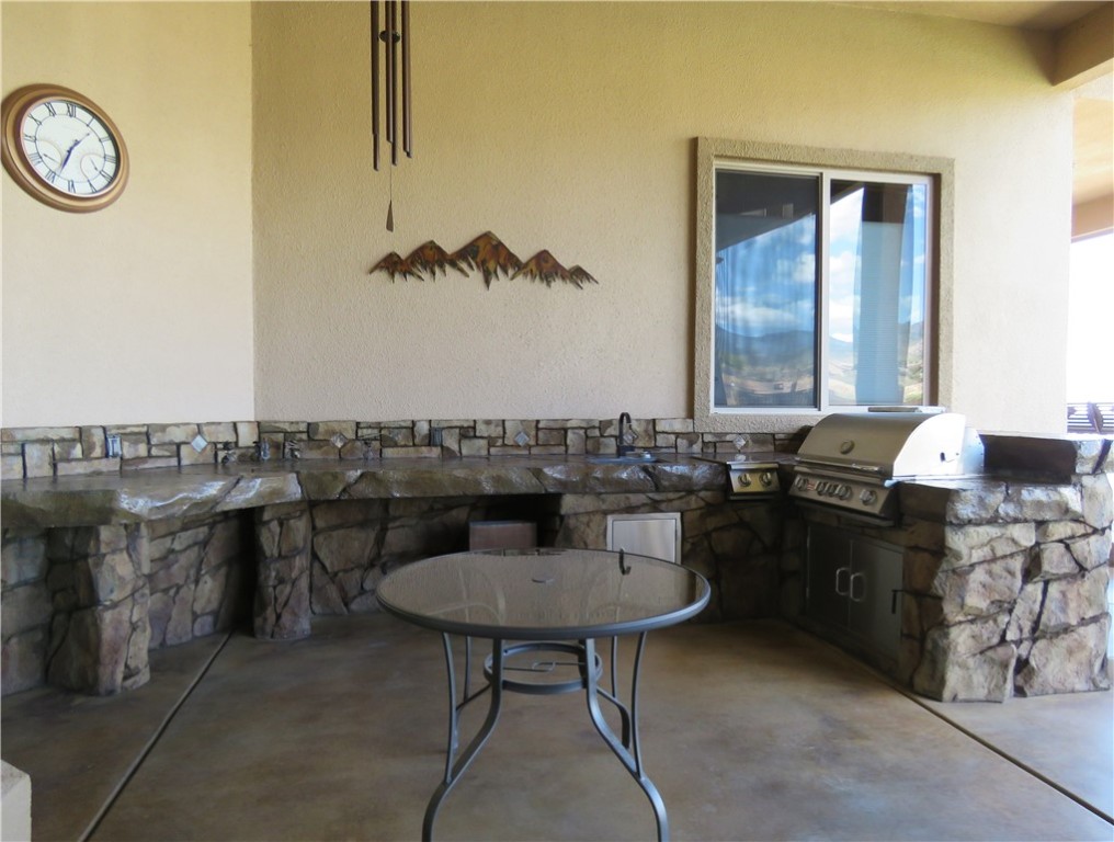 843 S Desert Canyon Way