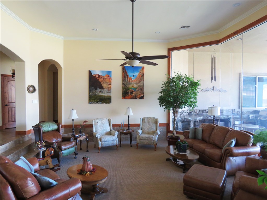 843 S Desert Canyon Way