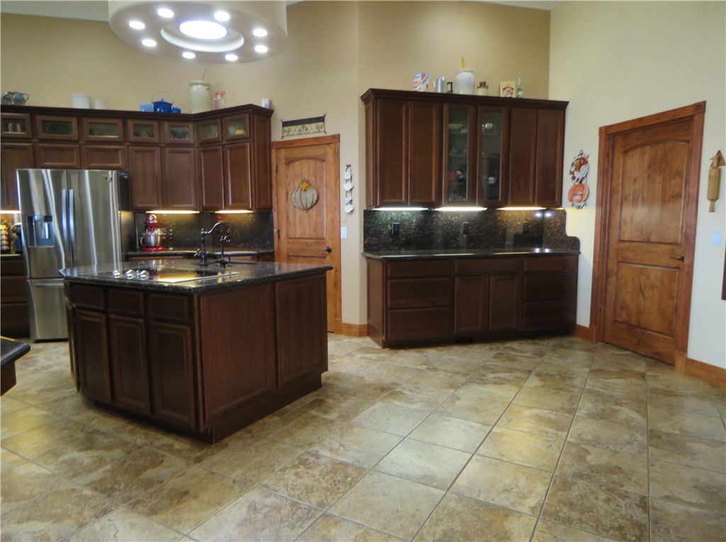 843 S Desert Canyon Way