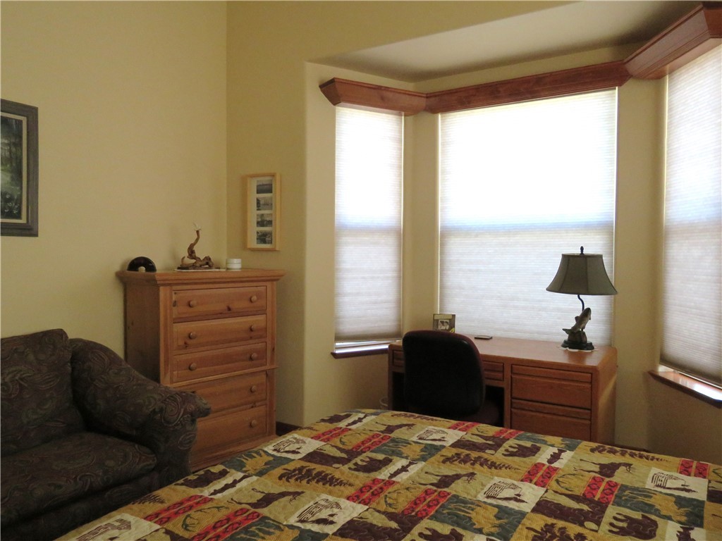 843 S Desert Canyon Way