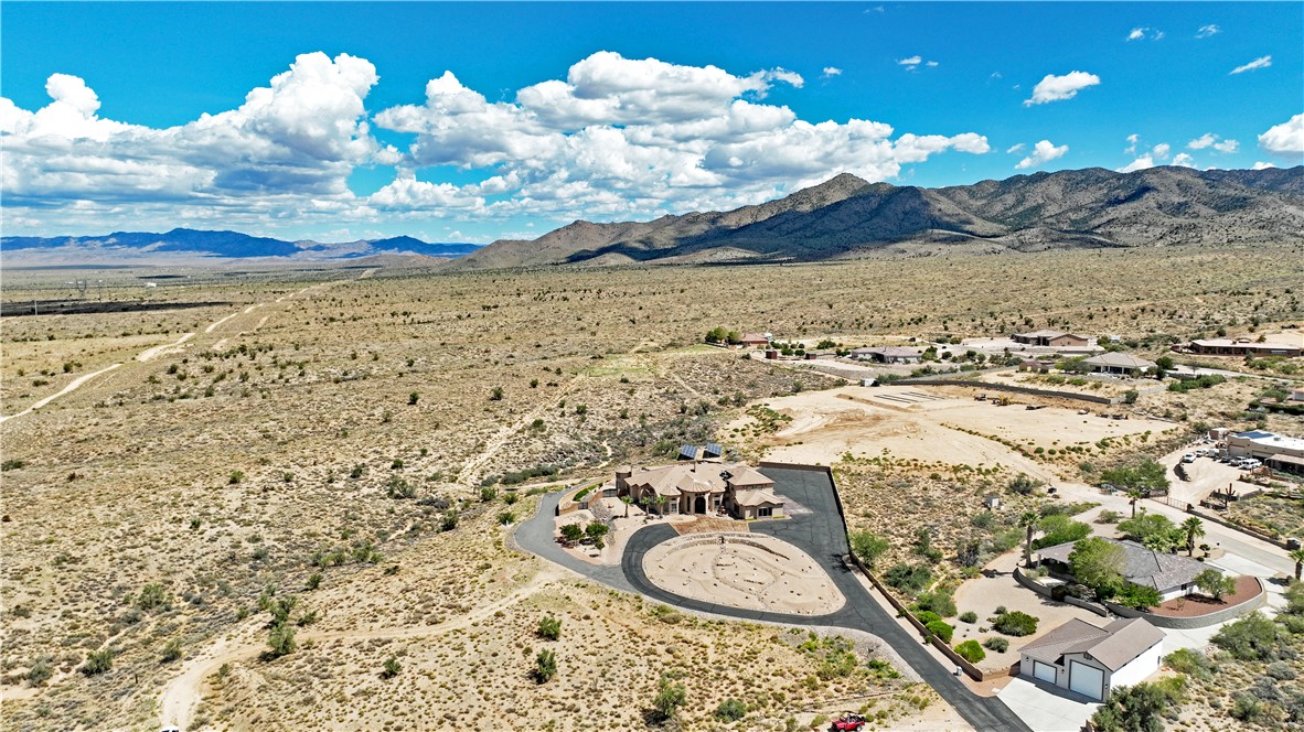 843 S Desert Canyon Way