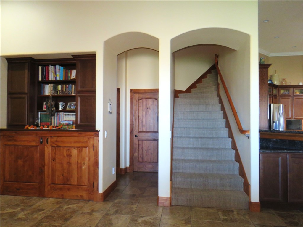 843 S Desert Canyon Way