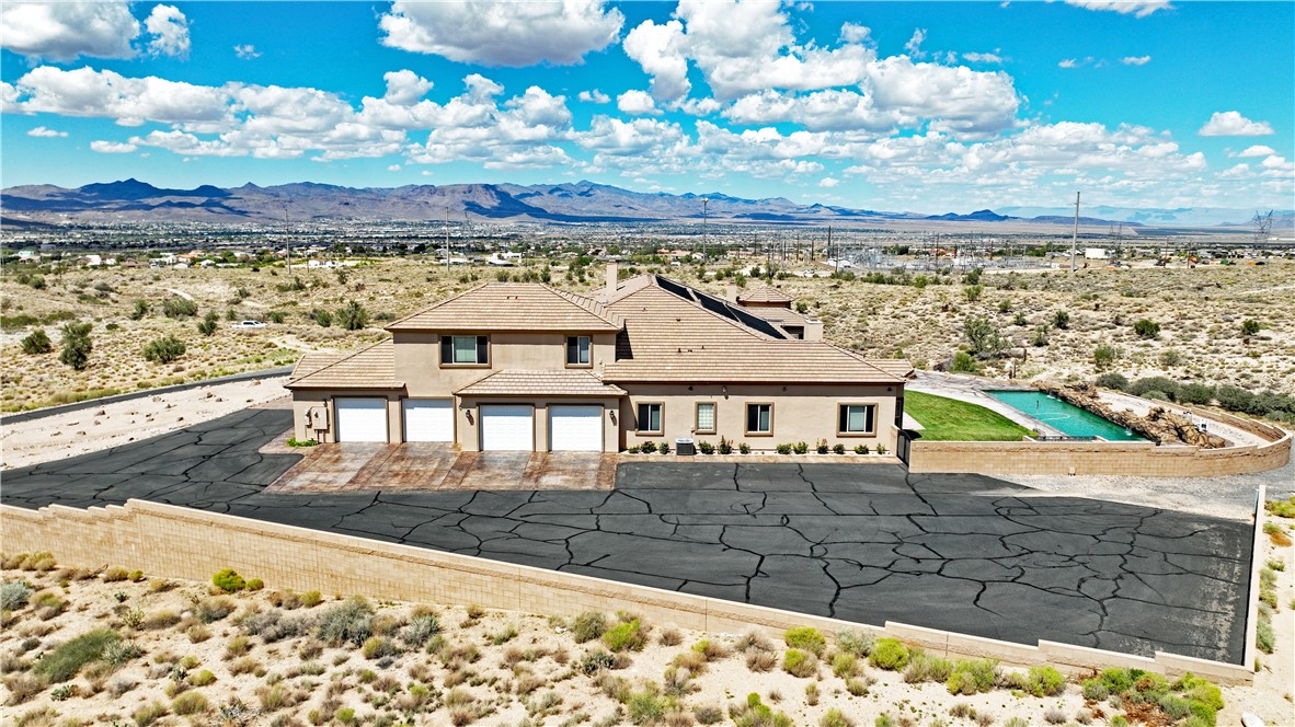 843 S Desert Canyon Way