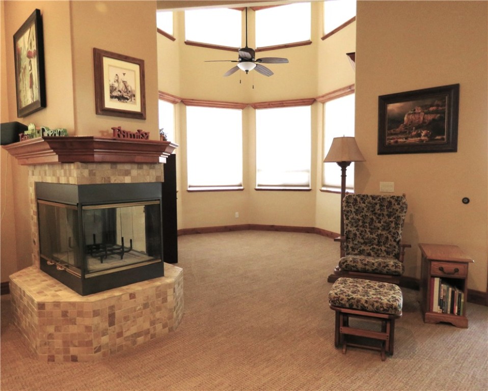 843 S Desert Canyon Way