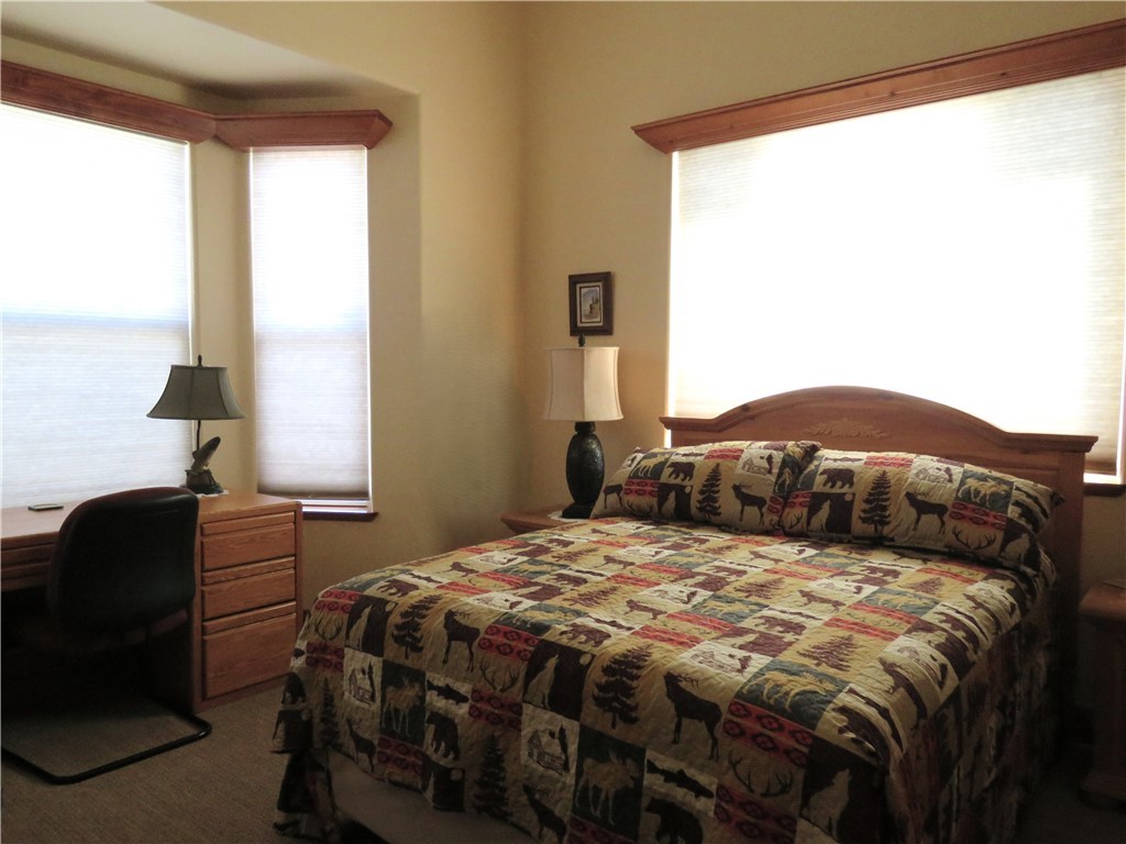 843 S Desert Canyon Way