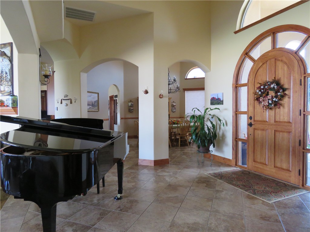 843 S Desert Canyon Way