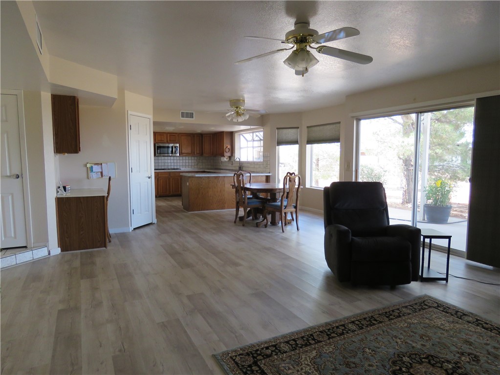 3811 Dakota Road