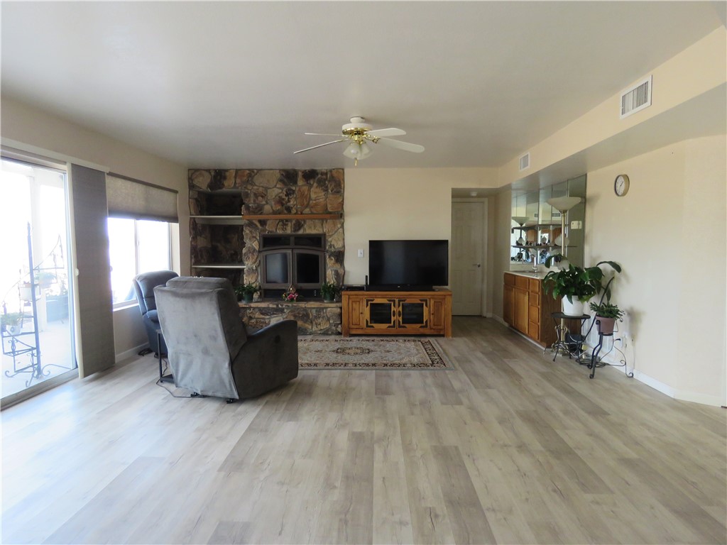 3811 Dakota Road