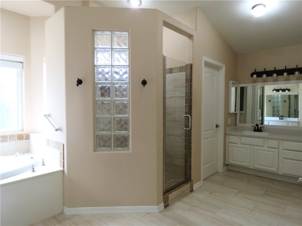 2504 Golf Drive