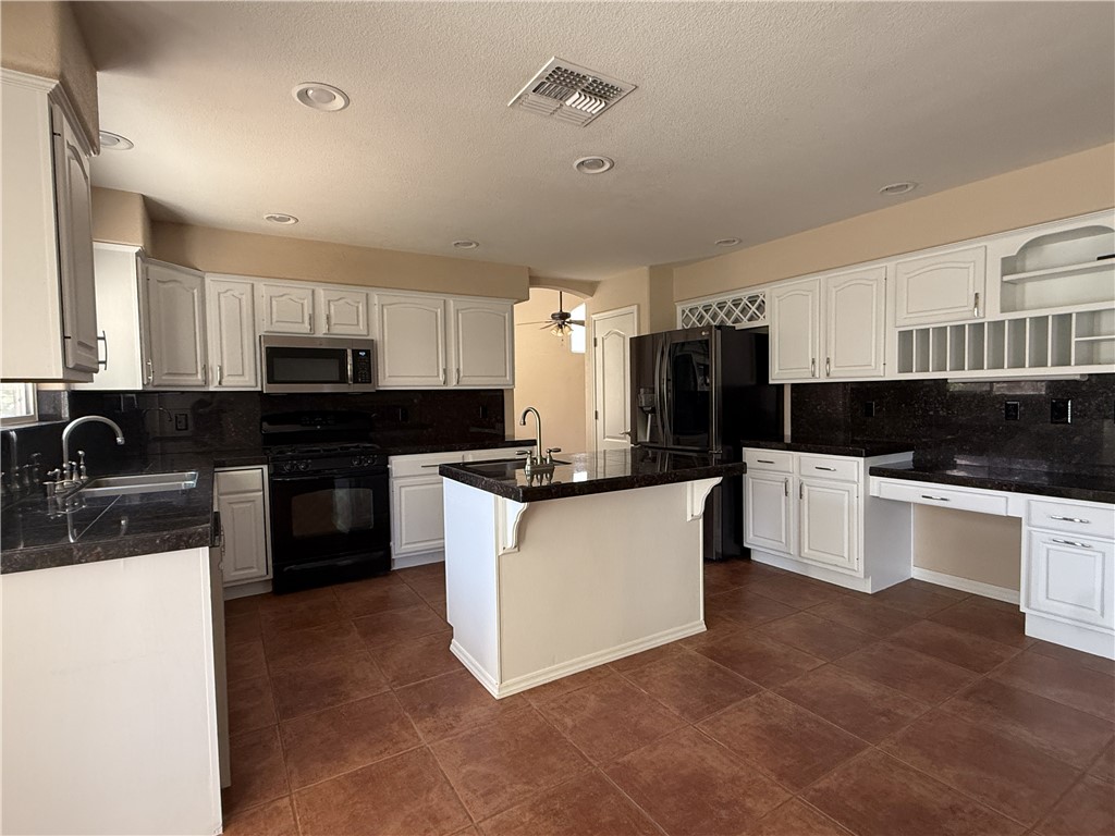 2504 Golf Drive