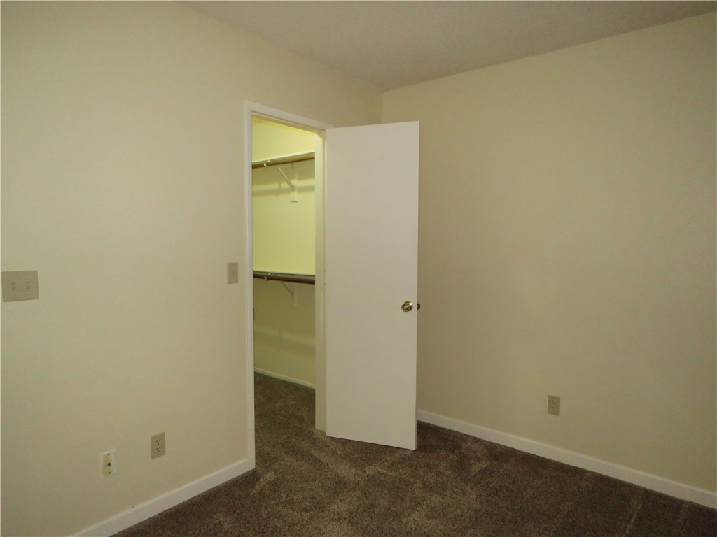 4040 Canyon Hills Drive