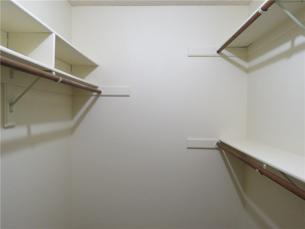 4040 Canyon Hills Drive