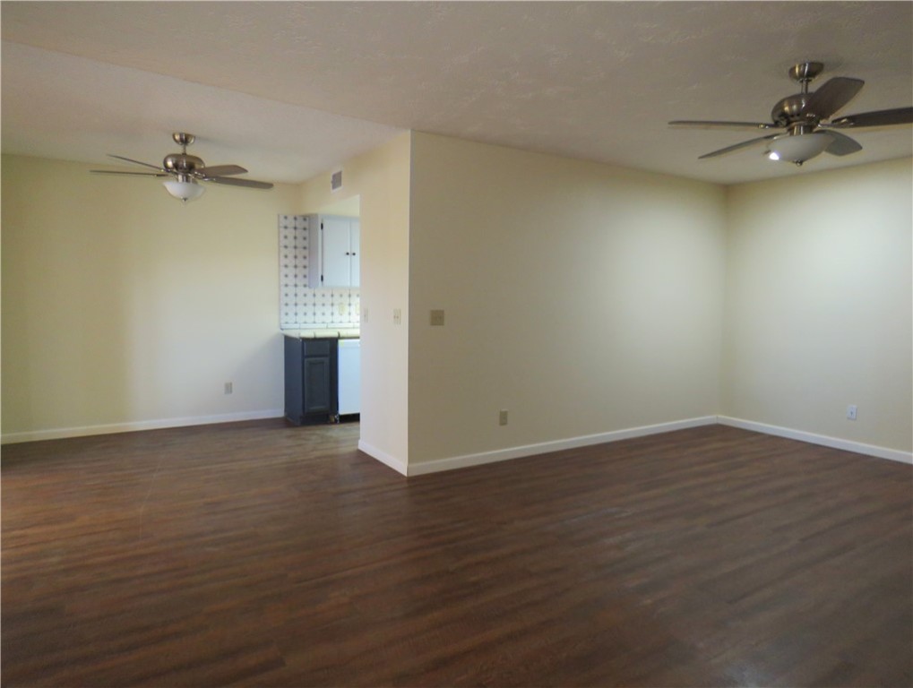 4040 Canyon Hills Drive