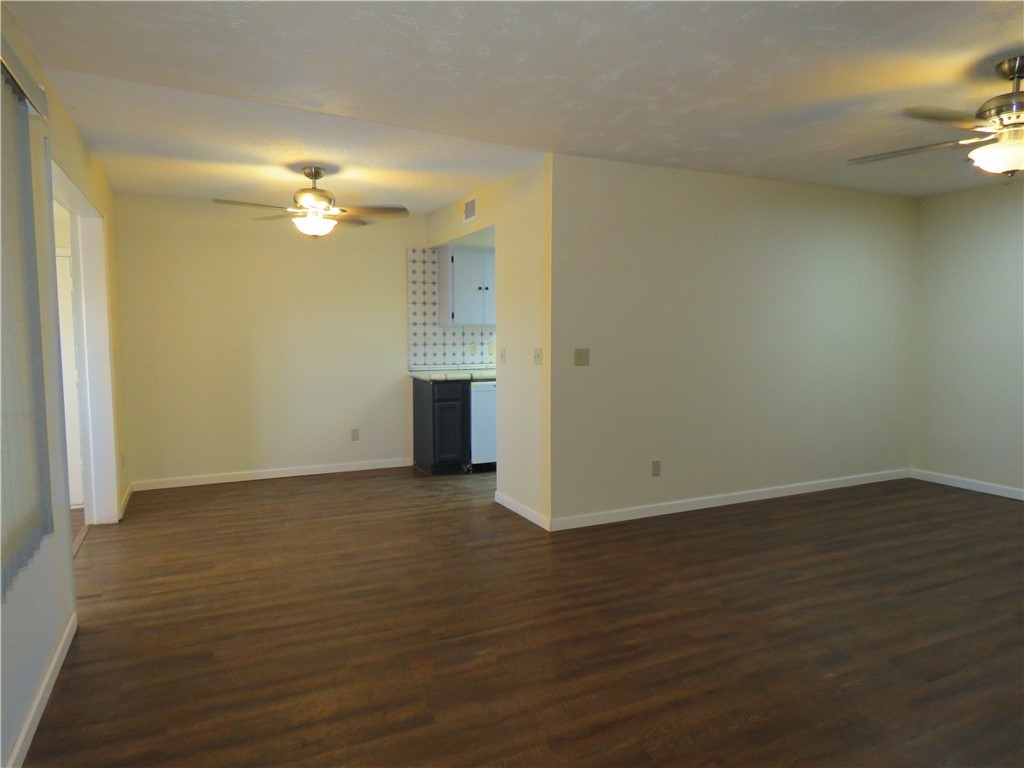 4040 Canyon Hills Drive