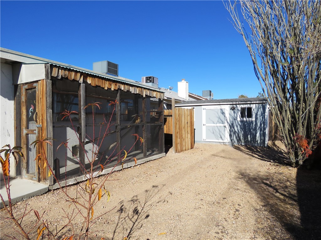 4040 Canyon Hills Drive