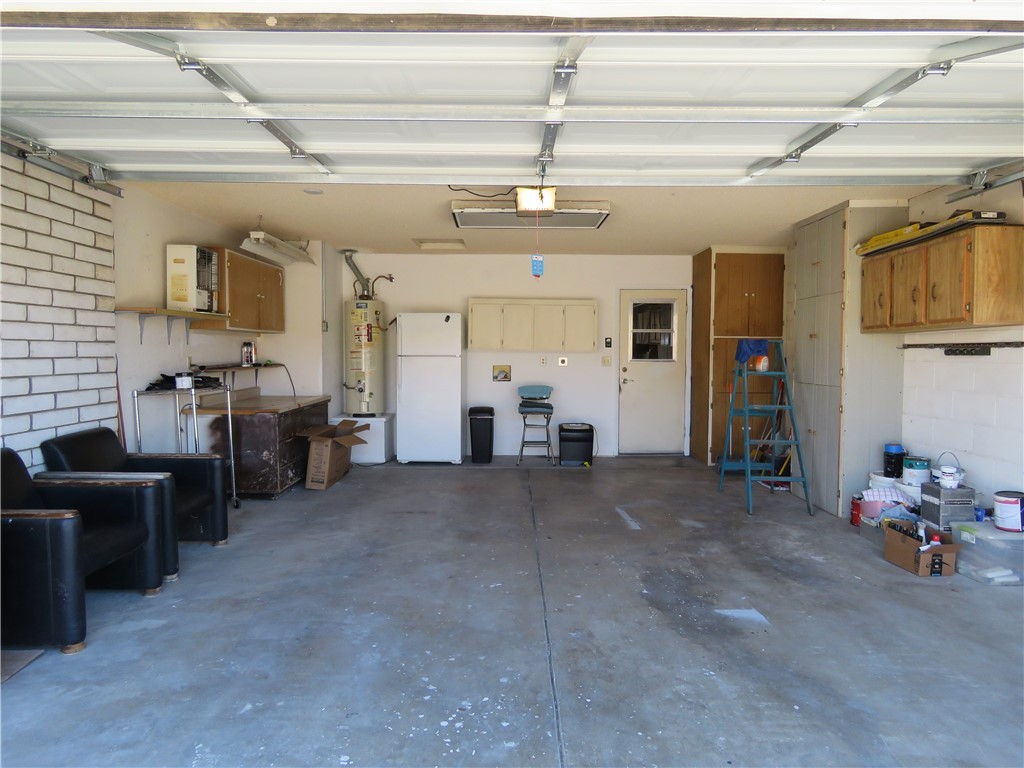 4040 Canyon Hills Drive