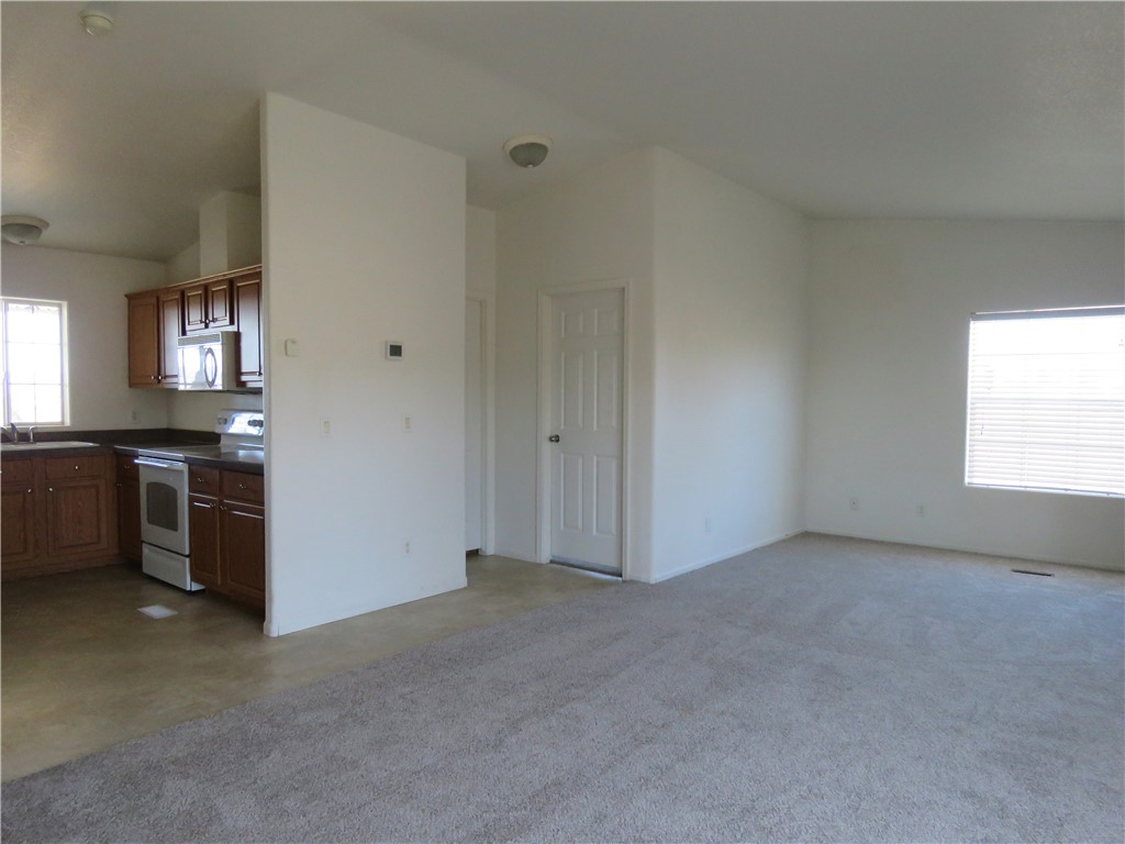 785 S Bacobi Road
