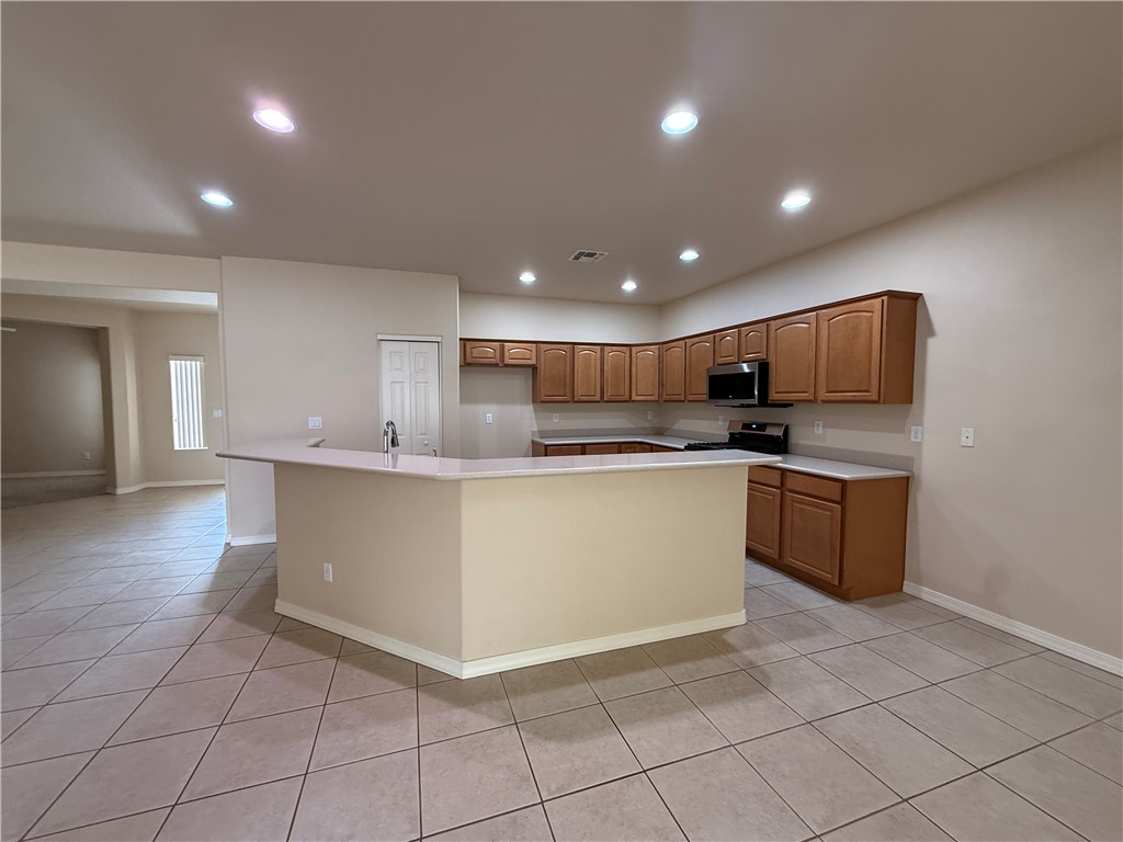 2063 John Wayne Drive