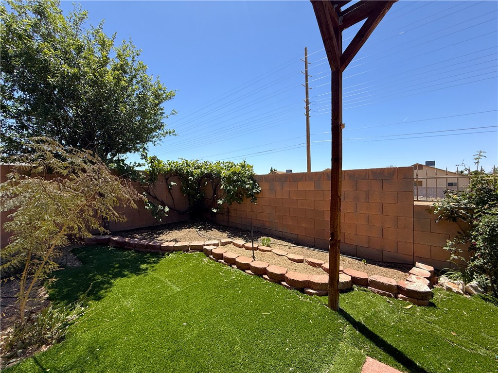 3411 Rosewood Street