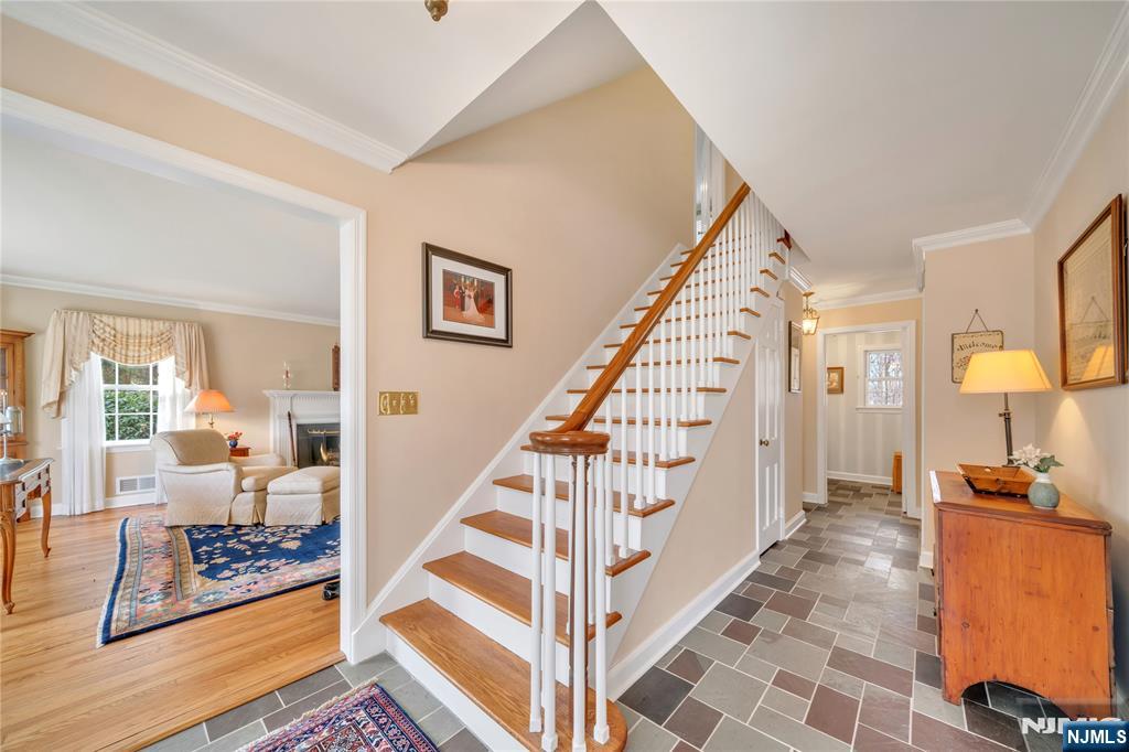 426 Knollwood Road