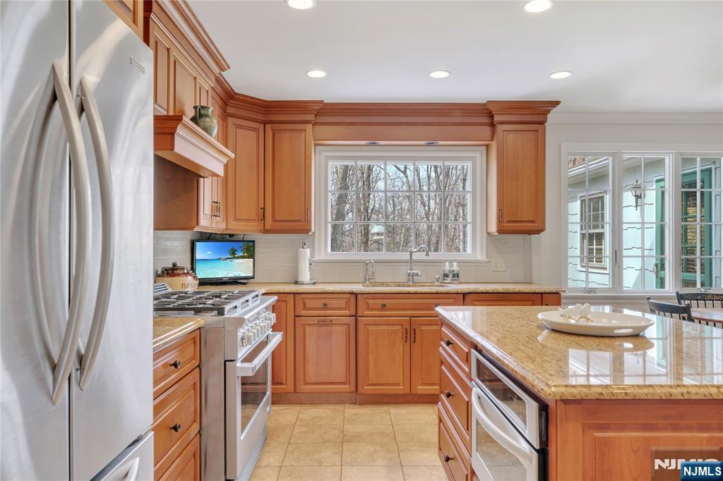 426 Knollwood Road