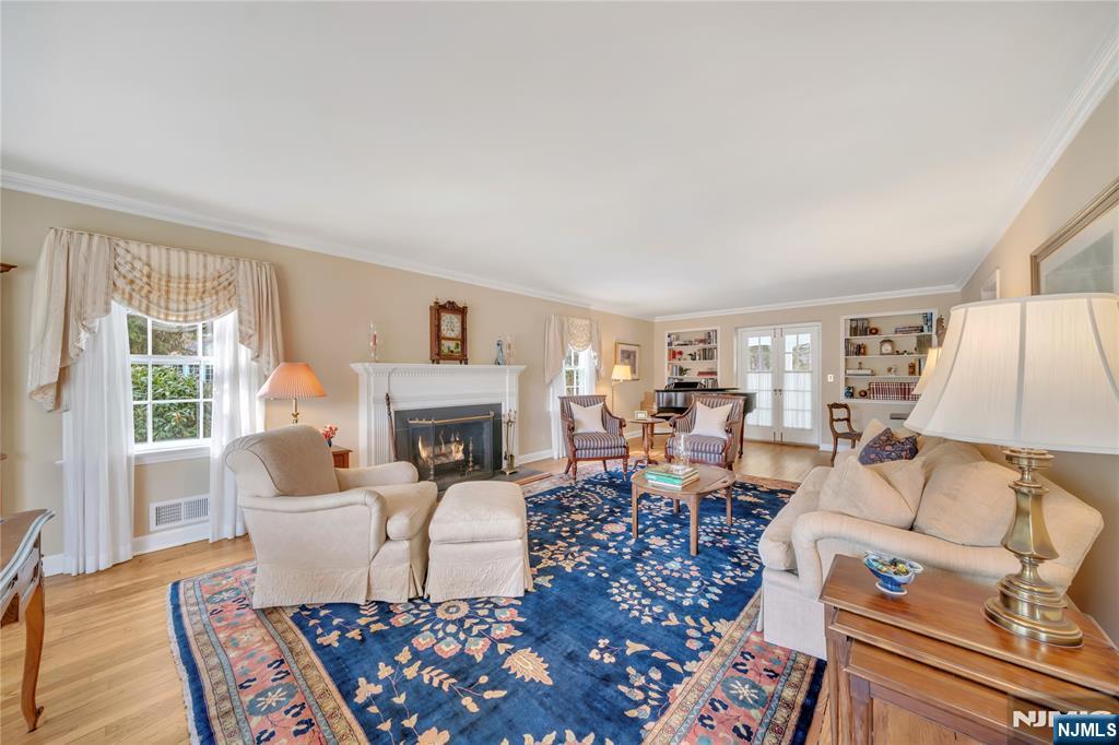 426 Knollwood Road