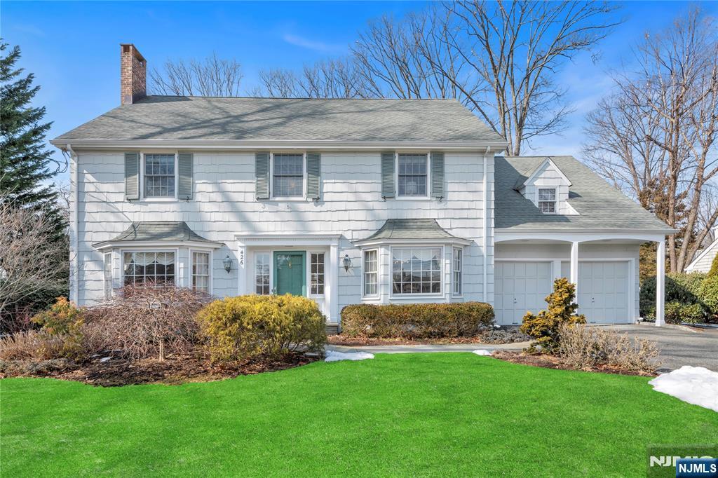 426 Knollwood Road
