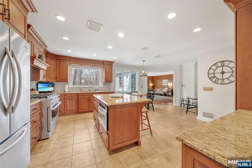 426 Knollwood Road