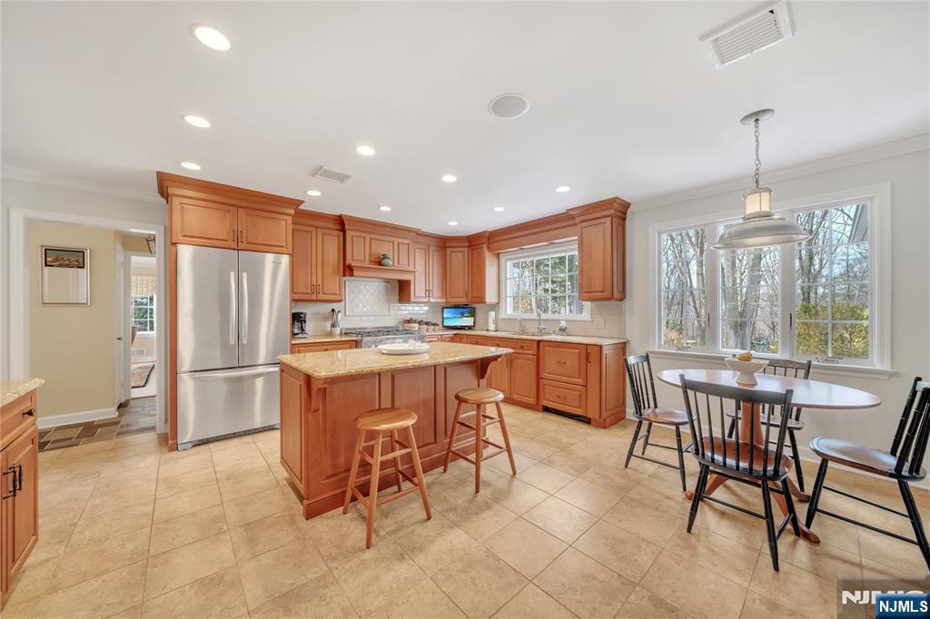 426 Knollwood Road